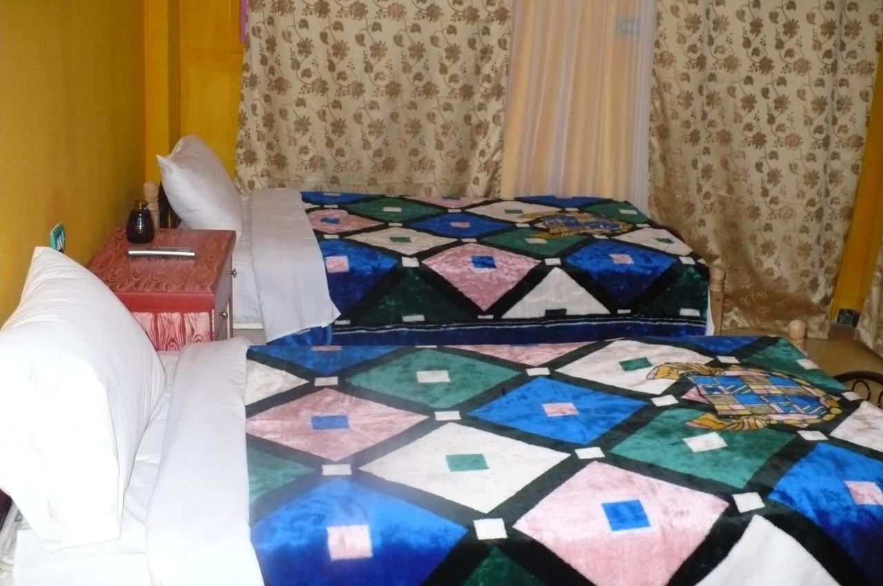 Ramsess Hostel ลักซอร์ ภายนอก รูปภาพ