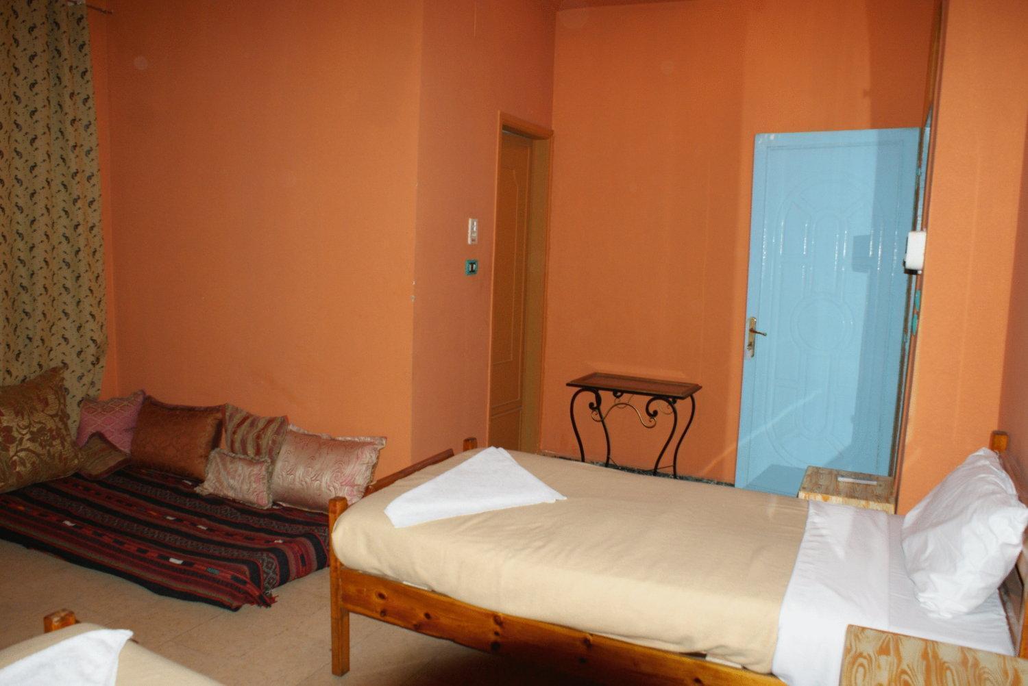 Ramsess Hostel ลักซอร์ ภายนอก รูปภาพ